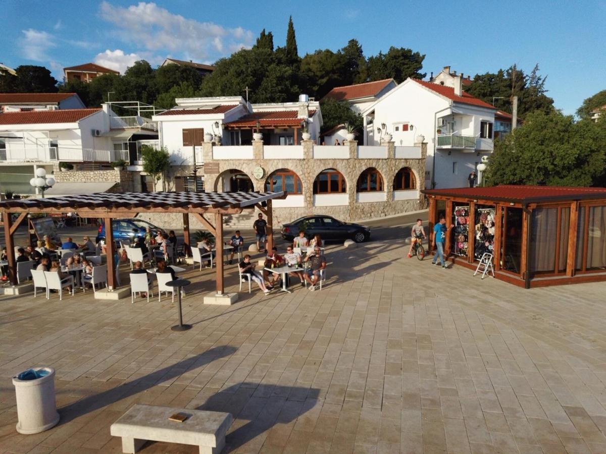 Apartmani Most Maslenica Exteriér fotografie